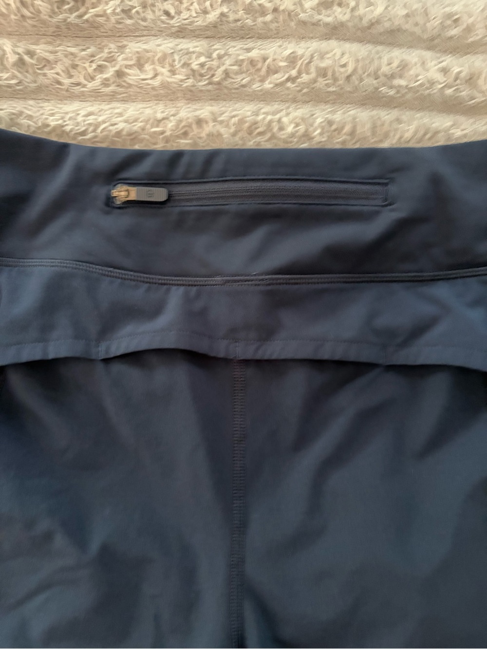 Lululemon Navy Speed Up Low-Rise Lined Short 2.5" — 10 - Picture 4 of 10